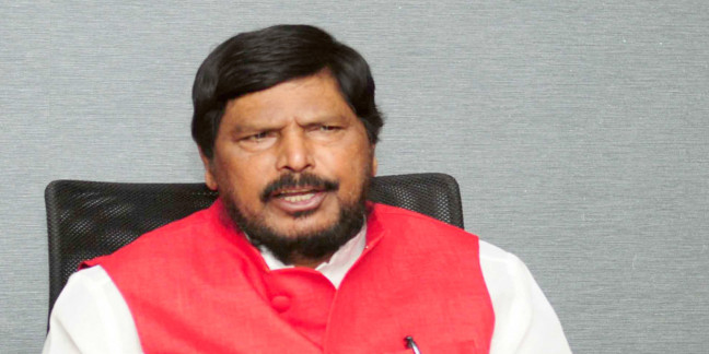 रामदास अठावले का बड़ा बयान - आदित्य को उप मुख्यमंत्री बनाने का प्रस्ताव गलत नहीं