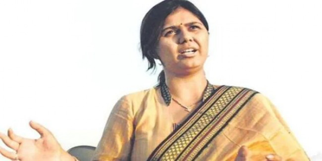 पंकजा के बागी तेवर, बोलीं- पहले देश, बाद में पार्टी और आखिर में खुद