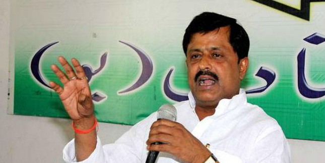 हार की जिम्मेदारी लेने की बारी आयी तो तेजस्वी पलायन कर गये : संजय सिंह