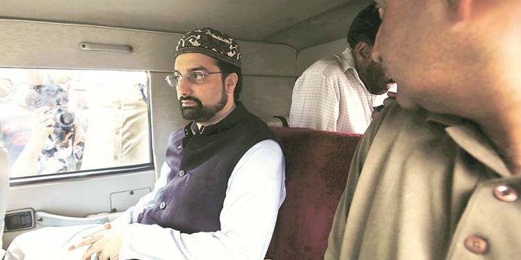 If talks are initiated, there will be positive response: Hurriyat responds to J&K Guv