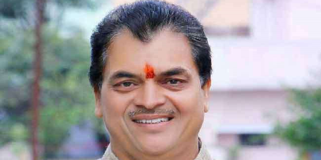 बॉटलिंग प्लांट के मसले पर विधानसभा अध्यक्ष ने दी सरकार को नसीहत