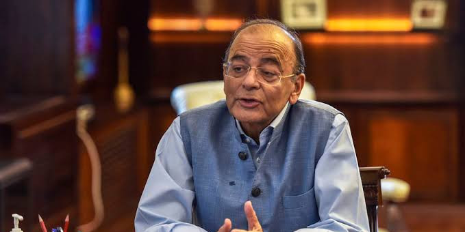 ICU में भर्ती जेटली की हालत स्थिर, पीएम मोदी समेत कई मंत्री पहुंचे AIIMS