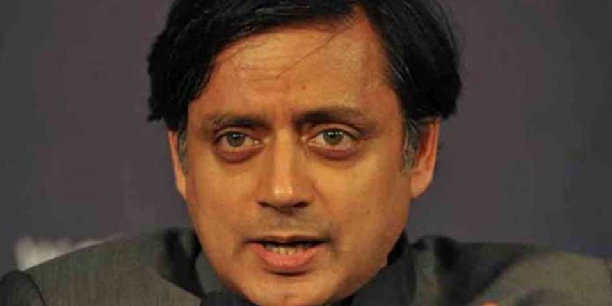 कांग्रेस के संकट के बीच शशि थरूर ने कहा, 'मैं लोकसभा में पार्टी नेता बनने को तैयार'
