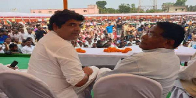जन आक्रोश रैली में बरसे आरपीएन सिंह, बोले- राशन से लेकर किरासन देने में फेल है सरकार