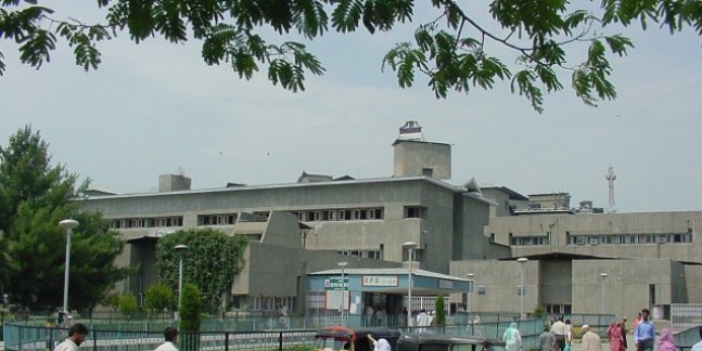 जेके बैंक के बाद अब स्किम्स एसीबी के निशाने पर, जल्द हो सकती है छापेमारी