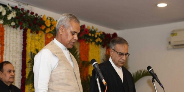 आचार्य देवव्रत ने ली गुजरात के नए राज्यपाल के तौर पर शपथ