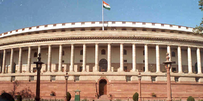 संसद में हो रही विधेयकों की बारिश, आखिर क्यों?