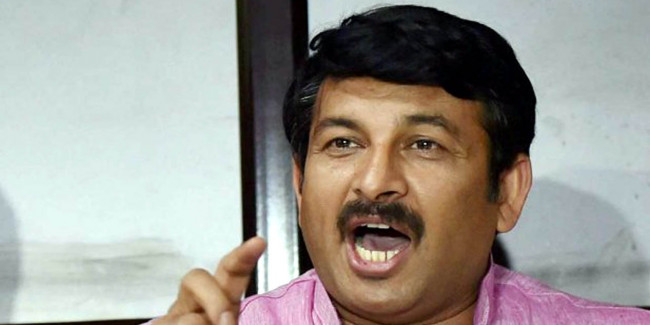 केजरीवाल को सिर्फ खुद से प्यार है, दिल्ली से नहीं : तिवारी