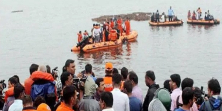 गोदावरी में पलटी नाव: 11 की मौत, PM मोदी ने जताया दुख