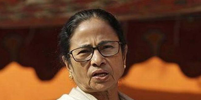 केंद्र सरकार की वजह से राज्य में चिकित्सकों की कमी : ममता