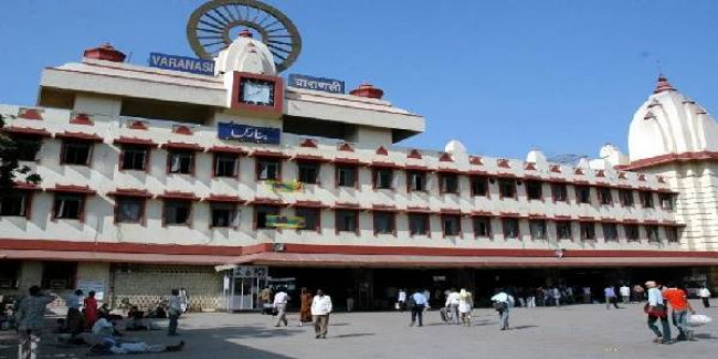 स्वच्छता रैंकिंग में 17 पायदान फिसला वाराणसी जं.: यूपी