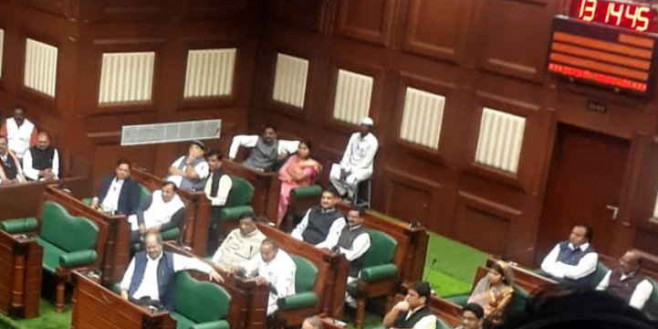 राज्य के 40 विधानसभा में माफिया तय करते हैं किसे विधायक बनाना है-जोगी कांग्रेस