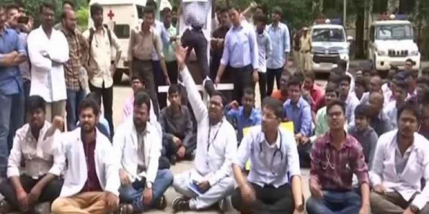 Doctors Protest against NMC bill in hyderabad