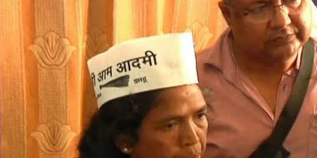 आदिवासी नेत्री सोनी सोरी दंतेवाड़ा से गिरफ्तार, बिना अनुमति कर रही थीं रैली