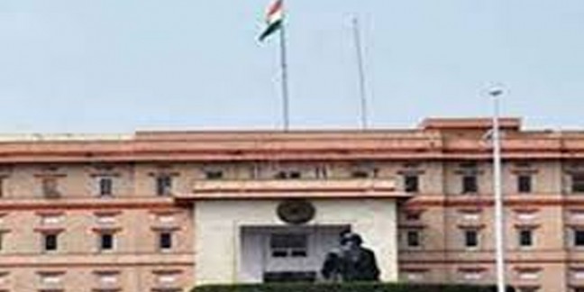 पूर्ववर्ती वसुंधरा सरकार में गंभीर अपराधों के मुकदमें क्यों हटे, गहलोत सरकार करेगी रिव्यू