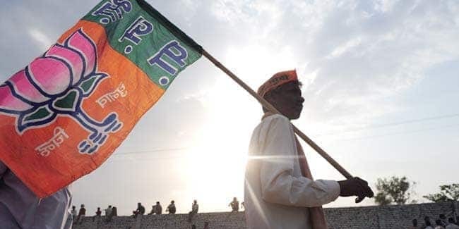 गोवा में बीजेपी और कांग्रेस के बीच बराबरी का मुकाबला, दे रहे हैं कड़ी टक्कर