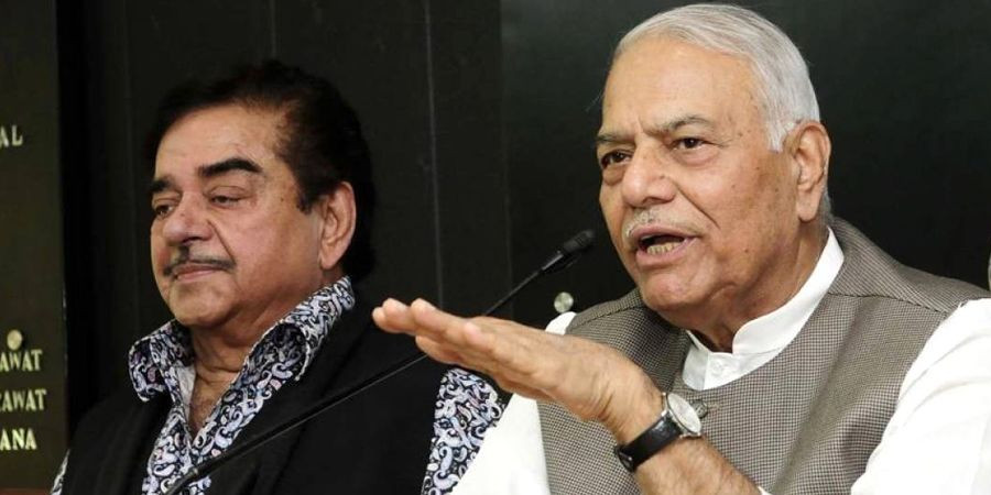 पीएम मोदी पर फिर गरजे यशवंत और शत्रुघ्न सिन्हा, कहा- देश में सब कुछ एक व्यक्ति की मर्जी से हो रहा