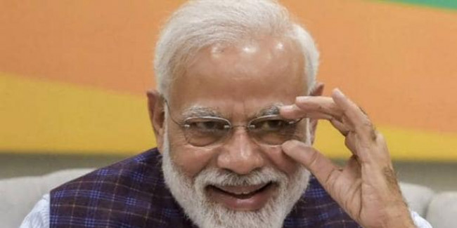 370 पर संसद में मोदी के साथ खड़ी हुईं AAP-BSP जैसे धुर विरोधी पार्टियां