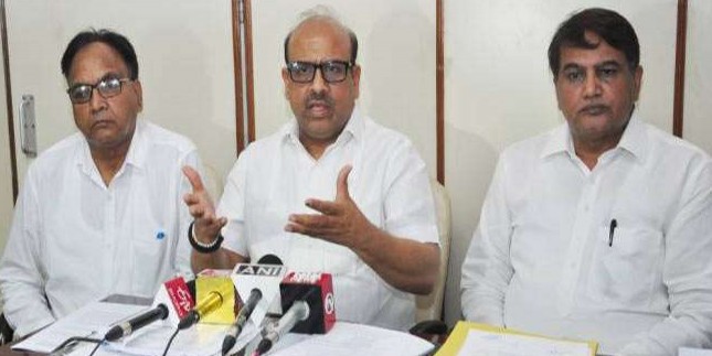 दलबदल मामले में AAP के दो बागी विधायकों ने स्पीकर से मांगा और समय, दी ये दलील