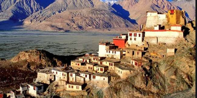 लद्दाख में उम्मीदों व खुशियों का महीना, केंद्रित शासित प्रदेश बनने से हर तरफ खुशी व उत्साह का माहौल