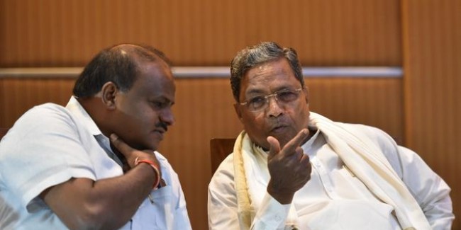 मैजिक नंबर से पिछड़े कुमारस्वामी, ये 6 विकल्प