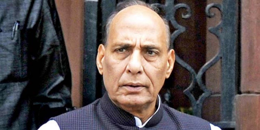 राजनाथ सिंह की सभा में कुर्सियां रही खाली, बोले- बहादुर लाशें नहीं गिनते, गिद्ध गिना करते हैं