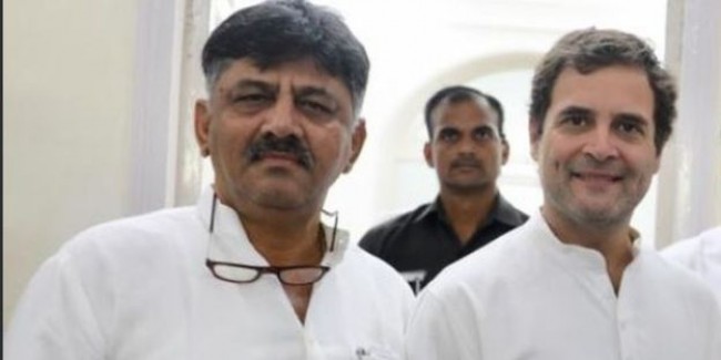 कौन हैं डीके शिव कुमार और कर्नाटक कांग्रेस के दूसरे नेताओं से वो अलग क्यों हैं?