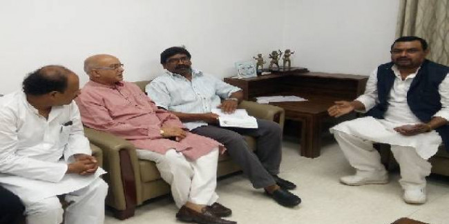 राजद लोकतांत्रिक के नेता गौतम सागर राणा ने की हेमंत सोरेन से मुलाकात, गठबंधन पर हुई चर्चा