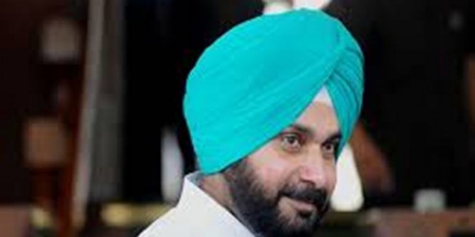 कैप्टन अमरिंदर सिंह ने फिर छोड़ा नवजोत सिद्धू के खिलाफ सियासी तीर, उठा लिया बड़ा कदम