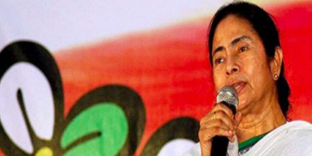 पानी के बाद हरियाली बचाने के लिए पदयात्रा करेंगी ममता बनर्जी