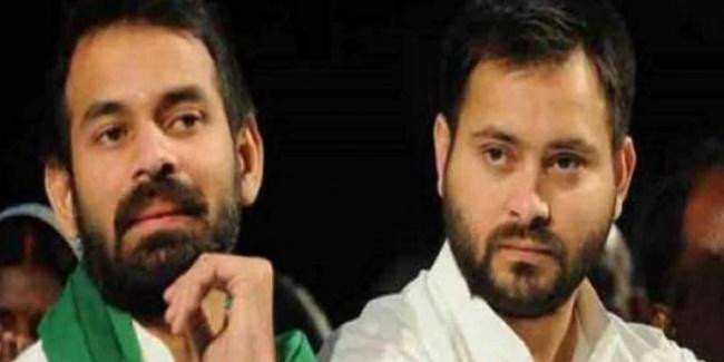 बिहार में जलप्रलय : तेजस्वी-तेजप्रताप के गायब होने पर सूबे में चढ़ा सियासी पारा
