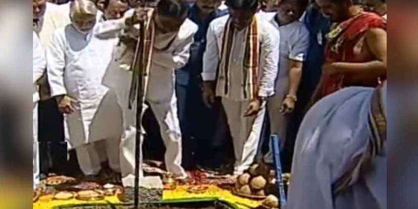 KCR lays foundation for new secretariat
