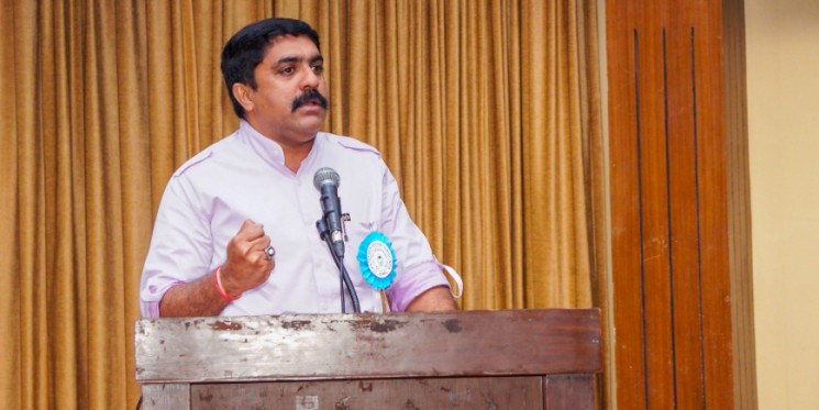 Was Deputy CM Vijai Sardesai the Reason Behind 10 Goa Congress MLAs Switching Over to BJP?