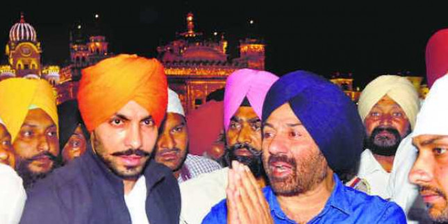 Not in politics to get clicked or blow my own trumpet: Sunny Deol