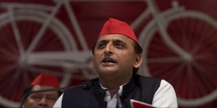 अखिलेश यादव को पता होना चाहिए, मेट्रो और एक्सप्रेस-वे से चुनाव नहीं जीते जाते