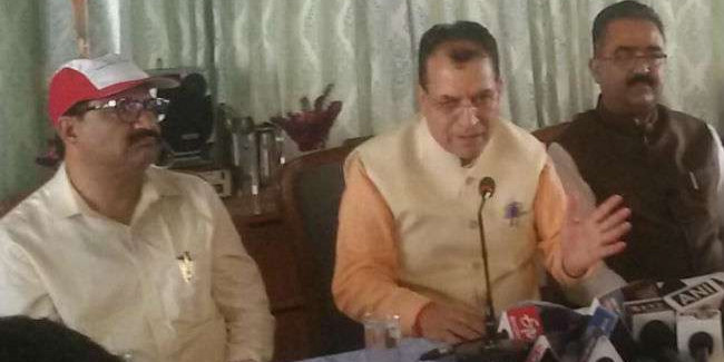 सरकार का पलटवार: कांग्रेस का अभियान हिमाचल बचाओ नहीं, पार्टी बचाने का