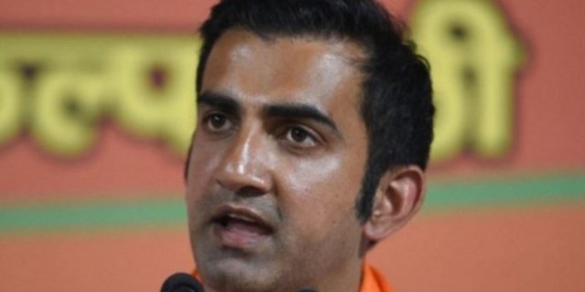 आप की गौतम गंभीर को नसीहत, कहा- उम्मीद है जीतने के बाद लोगों से मिलेंगे नए सांसद