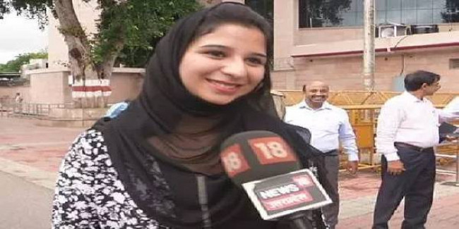 कश्मीरी छात्रा बोली- 55 दिन से घर नहीं किया फोन, सीएम बोले- हम कराएंगे बातचीत