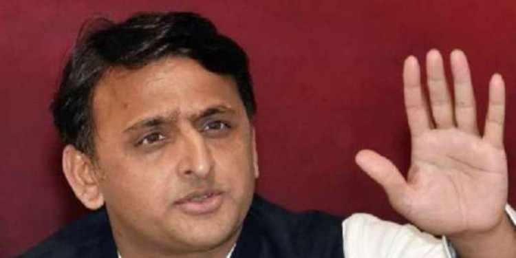 फिर से अपनी जड़ जमाने जमीन पर उतरेंगे अखिलेश यादव