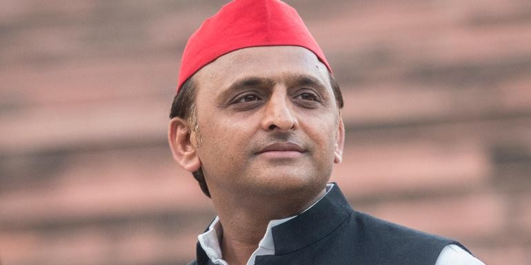 योगी सरकार पर अखिलेश का हमला, प्रदेश में कानून व्यवस्था ध्वस्त, सरकार नाकाम