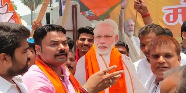 बिहार में चार सीटों पर जीता एनडीए, पिछड़े कन्हैया-शत्रुघ्न सिन्हा