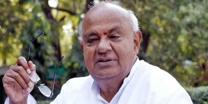 कर्नाटक संकट: कुमारस्वामी के इस्तीफे पर अड़ी भाजपा, विधानसभा के बाहर आज धरना देंगे विधायक