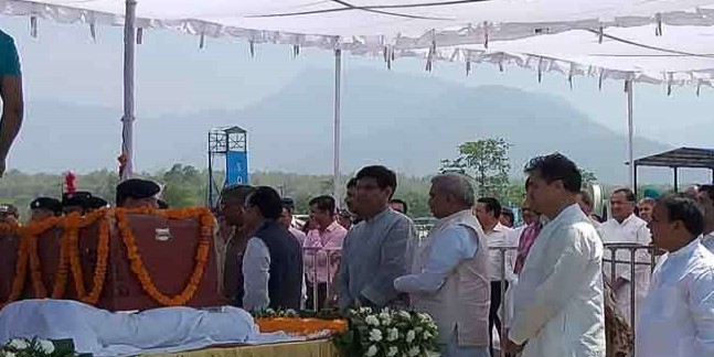 देहरादून पहुंचा प्रकाश पंत का पार्थिव शरीर, श्रद्धांजलि देने को उमड़े लोग