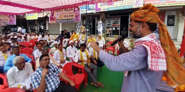 मुख्यमंत्री जन आशीर्वाद नहीं, प्रायश्चित यात्रा करें: योगेंद्र यादव