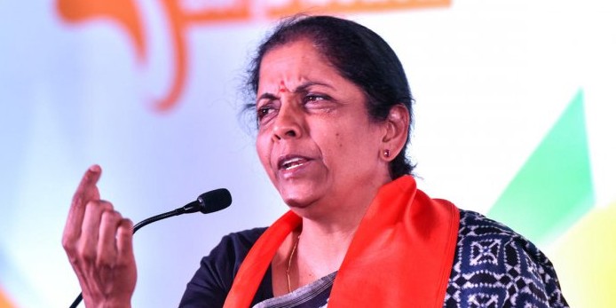 मायावती पर निर्मला सीतारमण का पलटवार, कहा- बहन जी आप चिंता न करें, हम सुरक्षित हैं