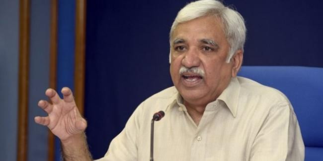 मुख्य निर्वाचन आयुक्त की दो टूक,- बैलेट पेपर से मतदान कराने का सवाल ही नहीं, बंगाल में अभी एनआरसी नहीं