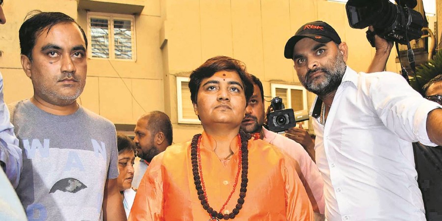 साध्वी प्रज्ञा के चुनावी रण में उतरने पर ये बोले RSS दिग्गज इंद्रेश कुमार