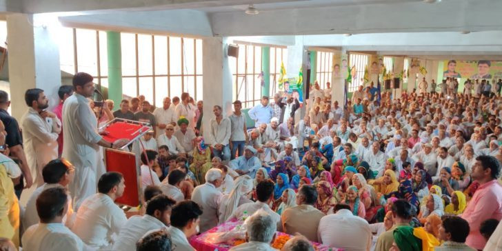 सीएम ने बुजुर्गों को बैकों के चक्कर कटवा कर ताऊ की सम्मान पेंशन को बनाया अपमान पेंशन – दुष्यंत चौटाला
