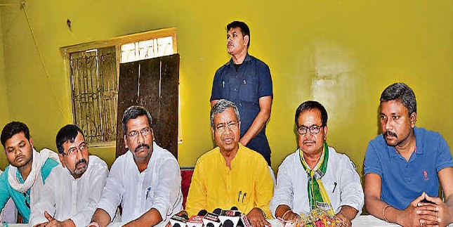 मोदी और शाह से देश को खतरा : बाबूलाल मरांडी