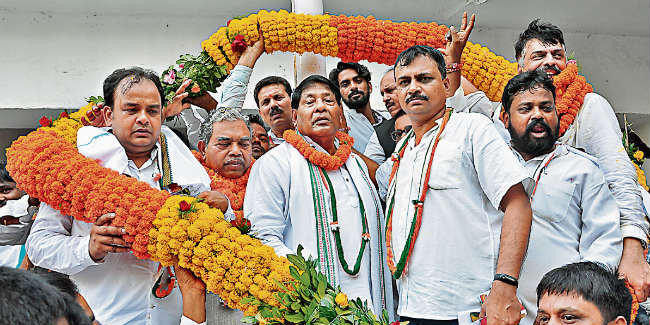 रांची : भाजपा को उखाड़ने तक माला नहीं पहनेंगे : उरांव